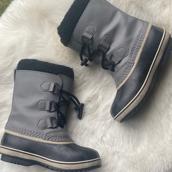 Sorel Kids' Black and Gray Snow Boots - Picture 4 of 6